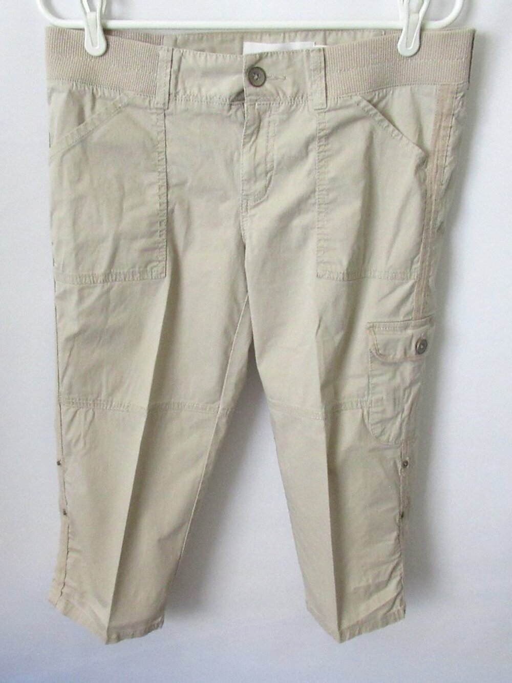 Sonoma beige zip front cotton blend cargo capri pants *Sz 10P*